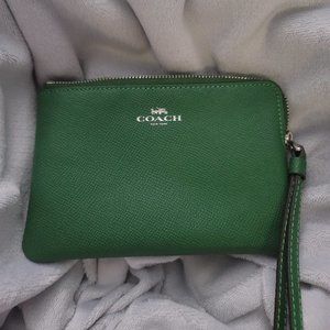EUC Coach Wristlet